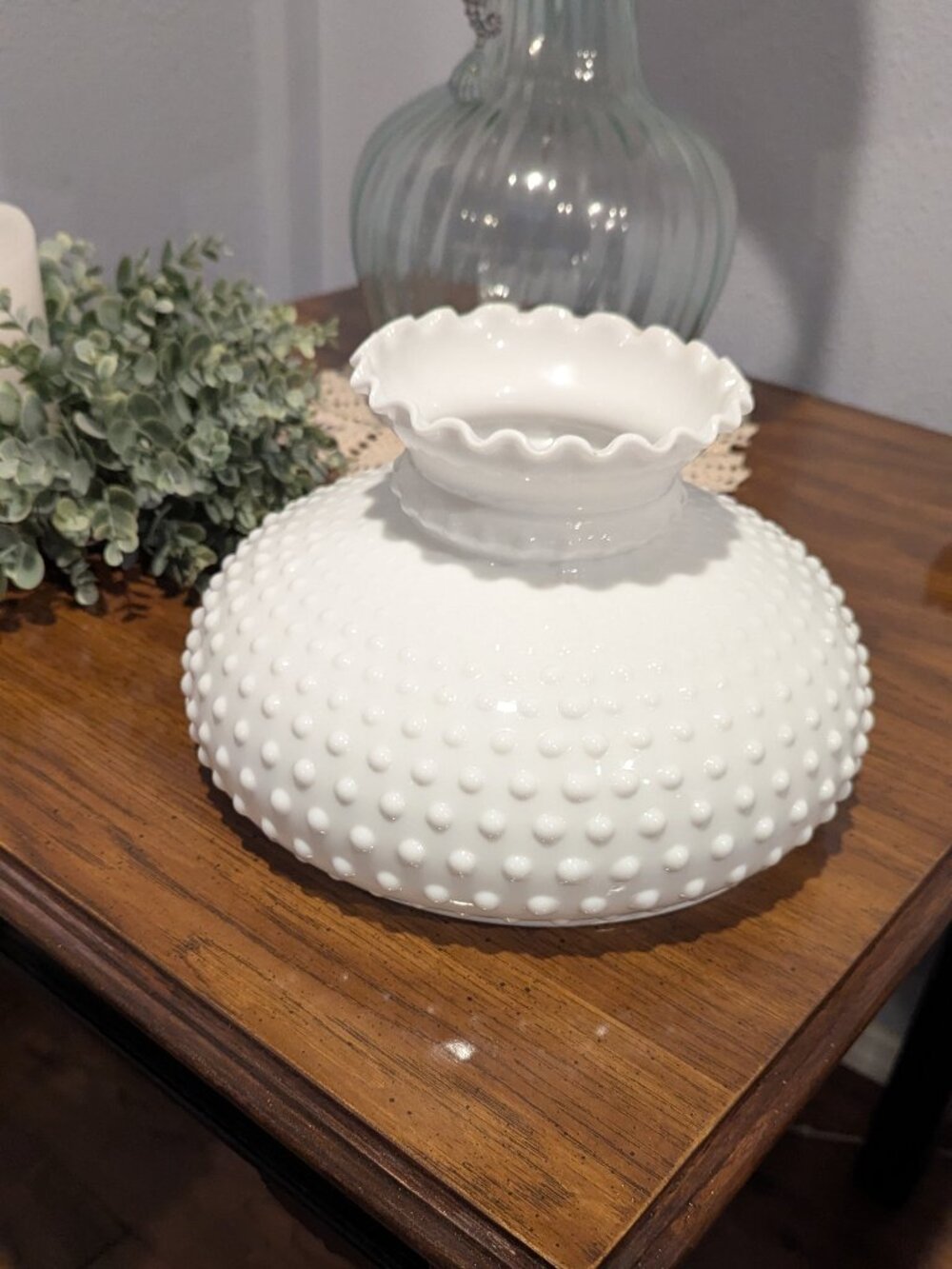 Hobnail Student Shade StyleClassic opal white milk glass 10 inch fitter,